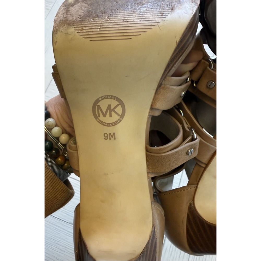 Michael Kors 4.5" Heel Sandals 9M Brown Leather Cross Strap Leonia Buckle Shoe - Picture 9 of 12